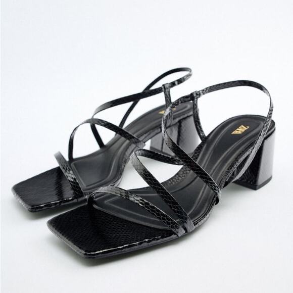 ZARA MID HEIGHT BLOCK HEEL SANDALS
BLACK - Picture 4 of 7